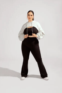 Cloud Shruggie - White Heather 15 Cloud Shruggie - White Heather -Quality Sport Wear 2442 OPF0054 Edit