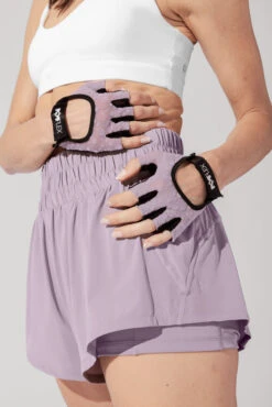 Luxe Mesh Training Gloves - Dusty Mauve Florals -Quality Sport Wear 4.14.PopflexPhotoshoot0172 Edit