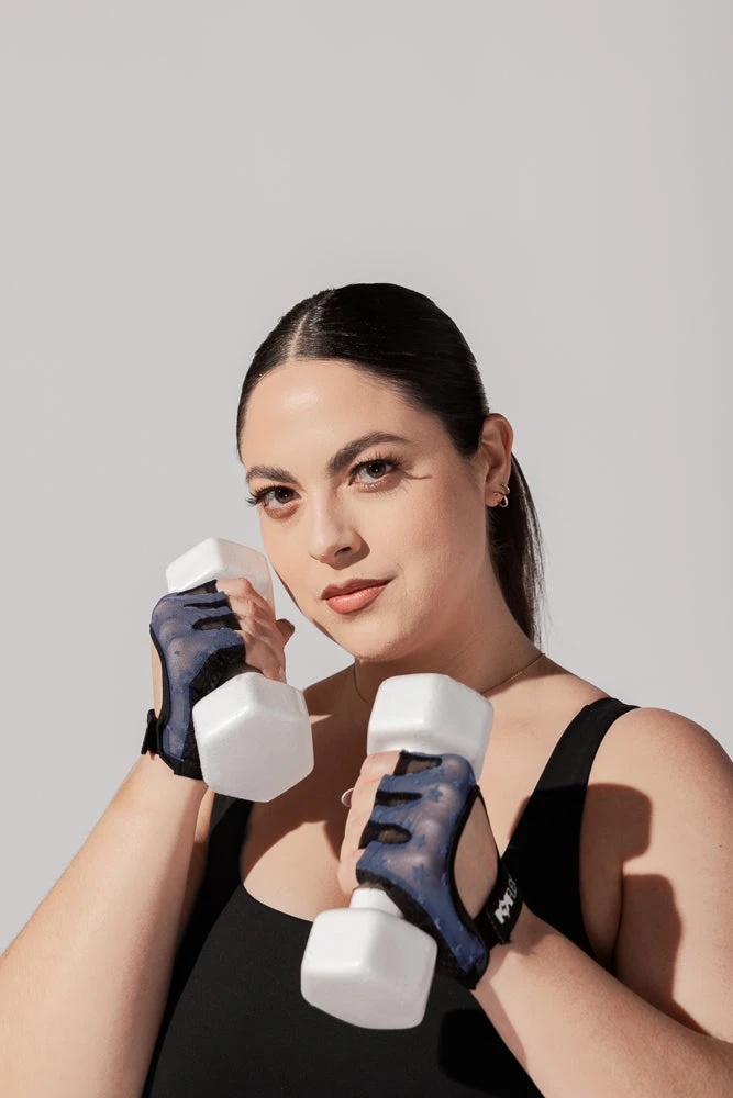 Luxe Mesh Training Gloves - Navy Stars 2 Luxe Mesh Training Gloves - Navy Stars - Image 2