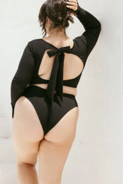 Siren Sweetheart Bikini Top - Black Rib -Quality Sport Wear ArleneOutfit3 43000 Edit 913f8238 313c 4aff 83b2 02032ef951a3