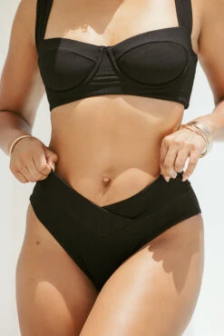 Crisscross Hourglass® Cheeky Bikini Bottoms - Black Rib -Quality Sport Wear AysiaOutfit2 43471 Edit 80021428 ae5c 4ff5 bdc3 1e776c1288fd