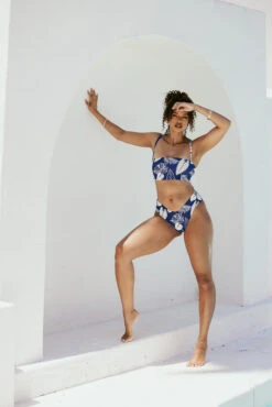 Sandbar Strapless Top - Blue Palm -Quality Sport Wear AysiaOutfit4 43780 Edit eee18ad4 64d6 4436 bd8b 68e2719d7dc2