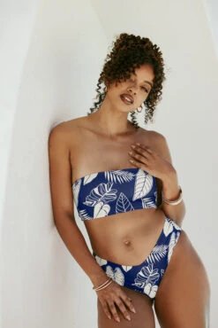 Sandbar Strapless Top - Blue Palm -Quality Sport Wear AysiaOutfit4 43870 Edit f43d9577 036b 4d7b a7c5 18091bb4e96e