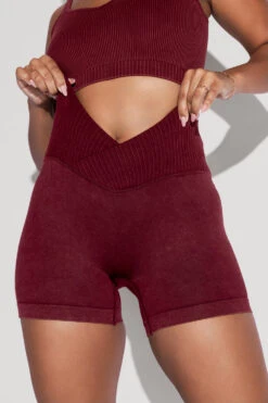 Crisscross Hourglass® Seamless Midi Shorts - Garnet -Quality Sport Wear BeMySweetheartCropTop CCHGShorts Garnet 2619 Edit