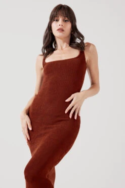 Hourglass Maxi Dress - Castaño Crinkle -Quality Sport Wear BeachClubMaxiDress Castanocrinkle F1015 2491 Edit