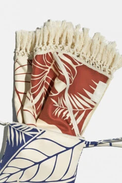 Sand To Studio Towel - Blue Palm And Castaño Palm 15 Sand To Studio Towel - Blue Palm And Castaño Palm -Quality Sport Wear BeachTowels00039 Edit