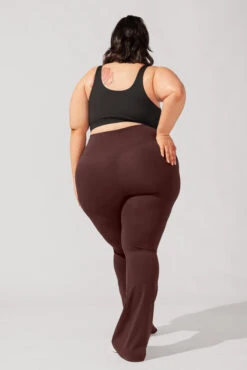 Crisscross Hourglass® Flared Leggings With Pockets - French Roast -Quality Sport Wear BrookeOutfit4 38227 Edit