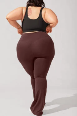 Crisscross Hourglass® Flared Leggings With Pockets - French Roast -Quality Sport Wear BrookeOutfit4 38241 Edit