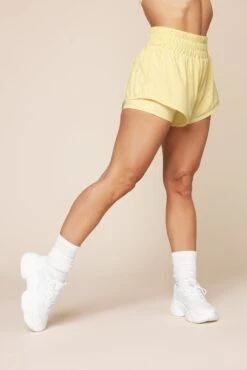 High Waisted Supershort - Buttercream 11 High Waisted Supershort - Buttercream -Quality Sport Wear CorsetBra 1021 Supershort FrenchButtercream 4012 00178 Edit