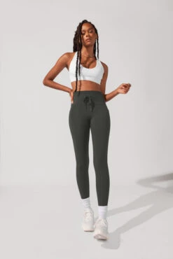 Cargo Leggings With Pockets (Pet Hair Resistant) - Forestwood