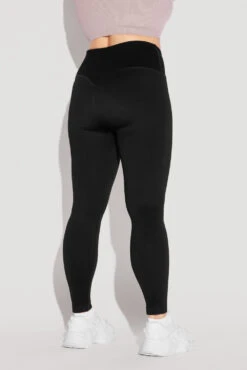 Crisscross Hourglass® Seamless Legging - Black -Quality Sport Wear HookItUpCropTop SmokyLilac CCHGLegging Black 2265 Edit
