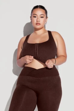 Hook It Up Seamless Bra - French Roast -Quality Sport Wear HookItUpCropTop CCHGLeggings FrenchRoast 2009 Edit