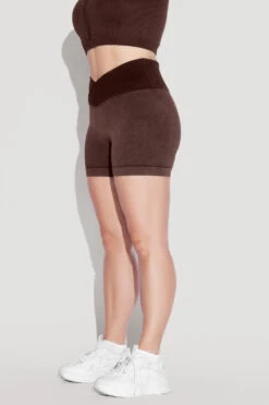 Crisscross Hourglass® Seamless Midi Shorts - French Roast 15 Crisscross Hourglass® Seamless Midi Shorts - French Roast -Quality Sport Wear HookItUpCropTop CCHGShorts FrenchRoast 1582 Edit