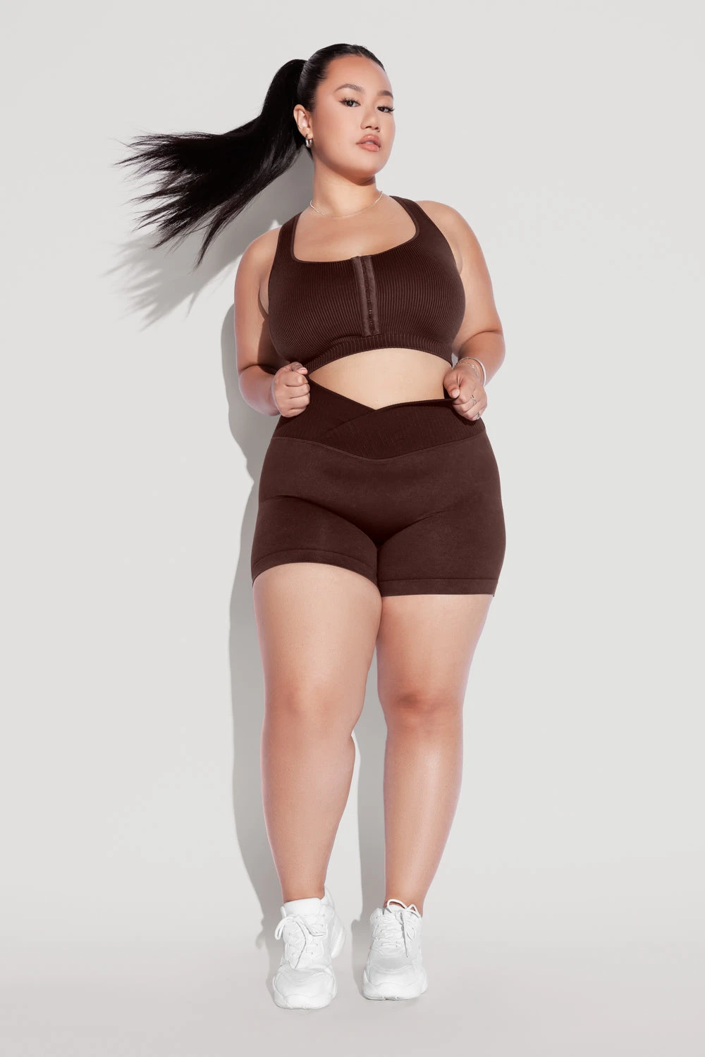 Crisscross Hourglass® Seamless Midi Shorts - French Roast 2 Crisscross Hourglass® Seamless Midi Shorts - French Roast - Image 2