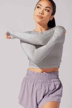 Bow Back Long Sleeve - Heather Grey -Quality Sport Wear June7POPFLEXPhotoshootArleneOutfit20987 Edit 1 c35d86c0 a030 4fee 8649 8cc1c1a3305b
