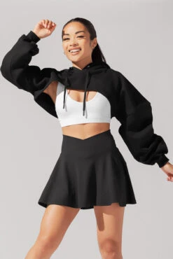 Cloud Shruggie - Black -Quality Sport Wear June7POPFLEXPhotoshootArleneOutfit21676 Edit