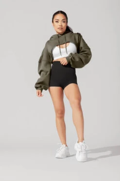 Cloud Shruggie - Olive Fatigue -Quality Sport Wear June7POPFLEXPhotoshootArleneOutfit21816 Edit 1 2a547bbf 5442 4df9 97c2 97b668c9fb97