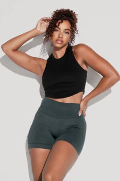 Let's Go Seamless Crop Top - Black -Quality Sport Wear Let sGoCropTop Black SSShorts MagicalForest 1521 Edit