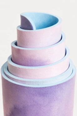 Vegan Suede Yoga Mat - Heart In The Clouds 5 Vegan Suede Yoga Mat - Heart In The Clouds -Quality Sport Wear M6A9722 Edit