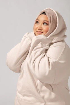 Long Cloud Hoodie - Blushing Beige 14 Long Cloud Hoodie - Blushing Beige -Quality Sport Wear NOORoutfit2 40693 Edit