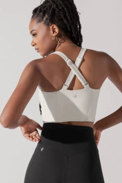 Daphne Corset Crop Top - Light Sand -Quality Sport Wear OntheGoCorsetCrop lightsand 1047 0021 Edit