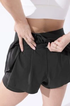 On The Run Ruffle Short - Black -Quality Sport Wear OntheRunRuffleShort BlackOlive 4017 1306 1