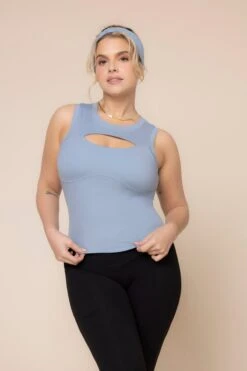 Peekaboo Crew Tank - Blue Storm