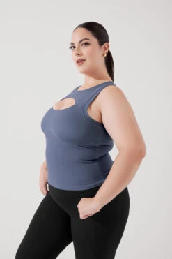 Peekaboo Crew Tank - American Blue -Quality Sport Wear PeekabooCrewTank AmericanBlue B1024 1038 Edit 355923bc ed9e 4b31 9f2c ddbb2e251719