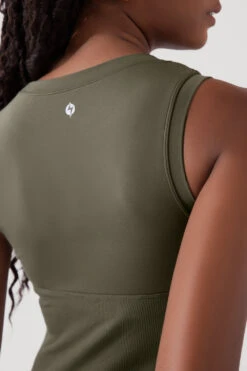 Peekaboo Crew Tank - Ivy -Quality Sport Wear PeekabooCrewTank Ivy B1024 0362 Edit d25aed78 2474 4f07 8cf3 cf10d61d4174