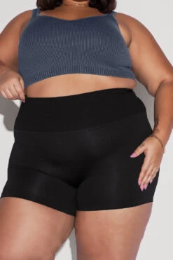 Supersculpt™ Seamless Midi Shorts - Black -Quality Sport Wear SSShorts Black BeMySweetheartCropTop vintageindigo 1352 Edit