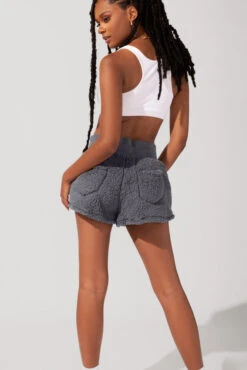 Faux Sherpa Short With Pockets - Cool Grey -Quality Sport Wear SamaraOutfit8 0984 Edit 8415ef7f e8a8 45c4 ad06 f28f80e65d39