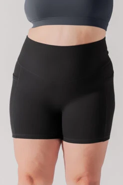 Supersculpt™ Midi Short With Pockets - Black -Quality Sport Wear SculptMidiShort Black D1000C 5 0010 Edit
