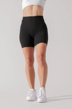 Supersculpt™ Midi Short With Pockets - Black -Quality Sport Wear SculptMidiShort Black D1000C 5 0099 Edit