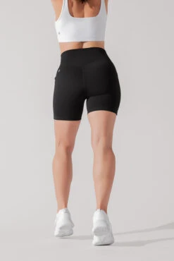 Supersculpt™ Midi Short With Pockets - Black -Quality Sport Wear SculptMidiShort Black D1000C 5 0113 Edit