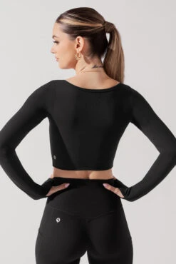 Sweetheart Long Sleeve Crop Top - Black -Quality Sport Wear SoHoSweetheartLongSleeveCropTop Black B1008 0825 Edit