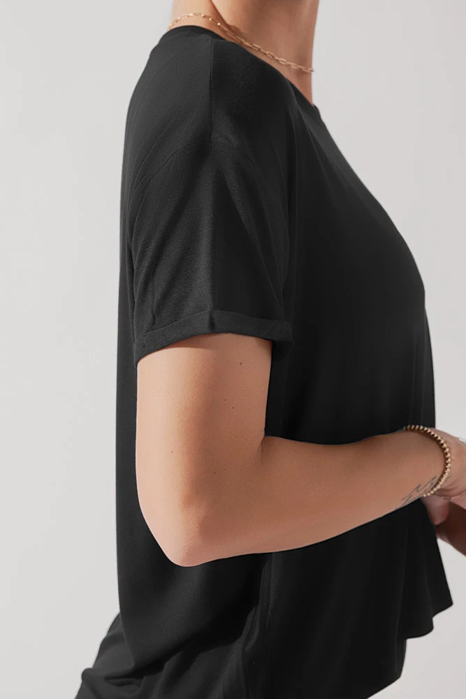 The Perfect Tee - Black 3 The Perfect Tee - Black - Image 3