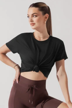 The Perfect Tee - Black 13 The Perfect Tee - Black -Quality Sport Wear ThePerfectTee Black 2008 0338 Edit