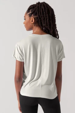 The Perfect Tee - White -Quality Sport Wear ThePerfectTee Cream 2008 0037 Edit