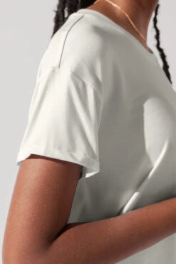 The Perfect Tee - White -Quality Sport Wear ThePerfectTee Cream 2008 0045 Edit