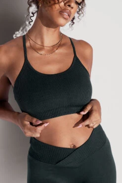 What's The Scoop Seamless Bra - Magical Forest -Quality Sport Wear What stheScoopBra CCHGLeggings MagicalForest 0130 Edit