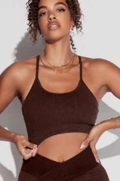 What's The Scoop Seamless Bra - French Roast -Quality Sport Wear What stheScoopBra CCHGShorts FrenchRoast 1879 Edit