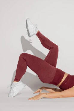 Supersculptâ„¢ Seamless Leggings - Garnet
