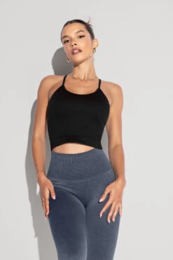What's The Scoop Seamless Crop Tank - Black -Quality Sport Wear What stheScoopTank Black SSLeggings vintageindigo 0886 Edit