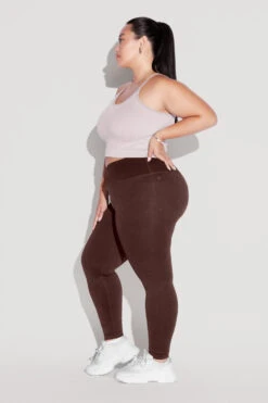 Crisscross Hourglass® Seamless Legging - French Roast -Quality Sport Wear What stheScoopTank SmokyLilac CCHGLeggings FrenchRoast 1676 Edit
