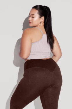 What's The Scoop Seamless Crop Tank - Smoky Lilac 8 What's The Scoop Seamless Crop Tank - Smoky Lilac -Quality Sport Wear What stheScoopTank SmokyLilac CCHGLeggings FrenchRoast 1689 Edit