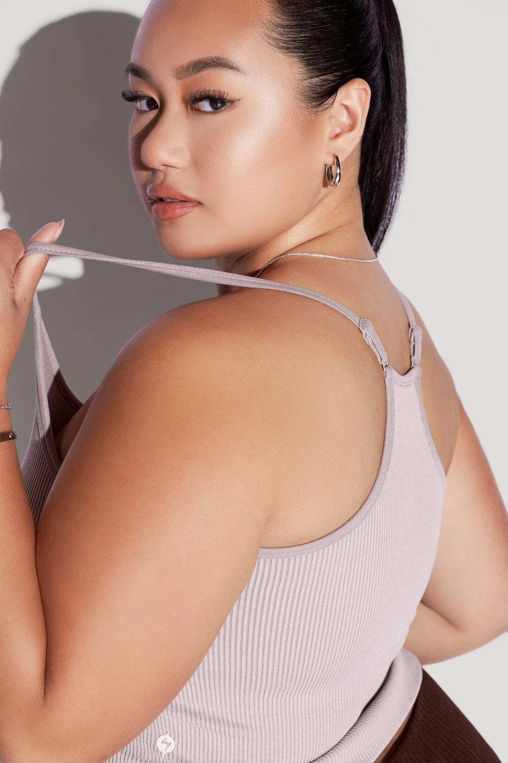 What's The Scoop Seamless Crop Tank - Smoky Lilac 2 What's The Scoop Seamless Crop Tank - Smoky Lilac - Image 2